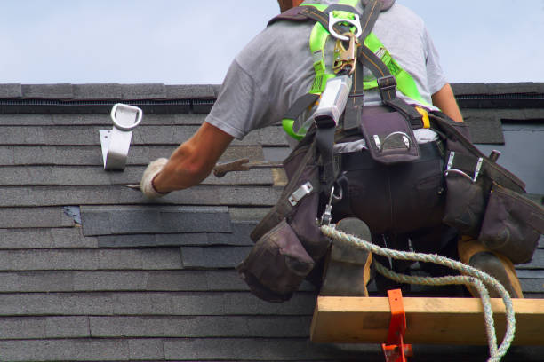 Quick and Trustworthy Emergency Roof Repair Services in Maineville, OH